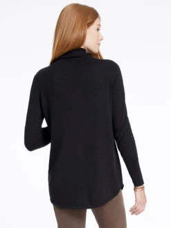 Vital Turtleneck Sweater BLACK ONYX 4 Vital Turtleneck Sweater BLACK ONYX -Nic+Zoe F191188BLXPRODUCT 03