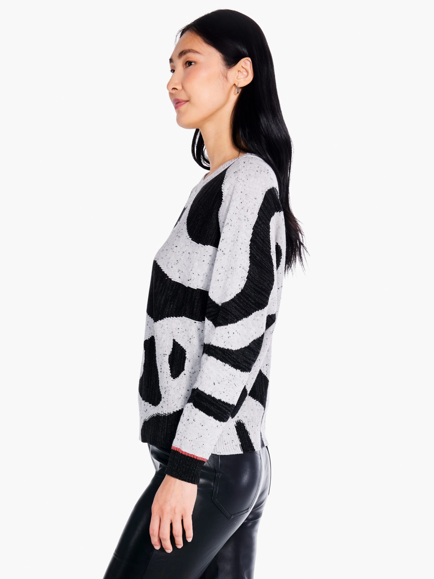 Dusk Days Sweater BLACK MULTI Dusk Days Sweater BLACK MULTI -Nic+Zoe F231139BLMPRODUCT 02 scaled