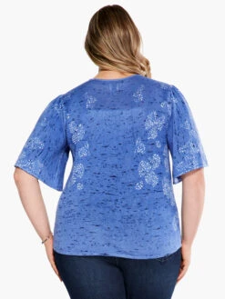 Coastline Coral Sweater BLUE MULTI 4 Coastline Coral Sweater BLUE MULTI -Nic+Zoe S231125WBLTPRODUCT 03