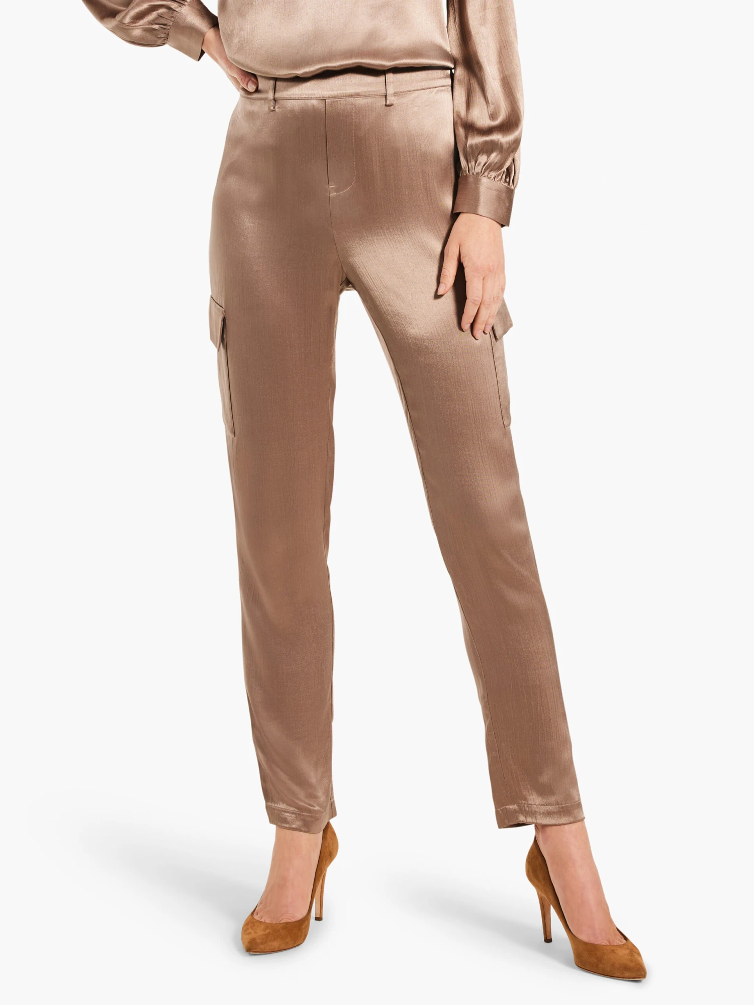 29" Elevated Relaxed Cargo Pant STUCCO 29" Elevated Relaxed Cargo Pant STUCCO -Nic+Zoe W231801SCCPRODUCT 01 scaled